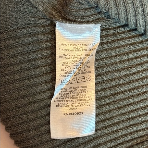 LOFT Versa Ribbed Shell Alpine Green Size S - Picture 7 of 11